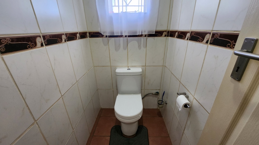 3 Bedroom Property for Sale in Stilfontein Ext 4 North West